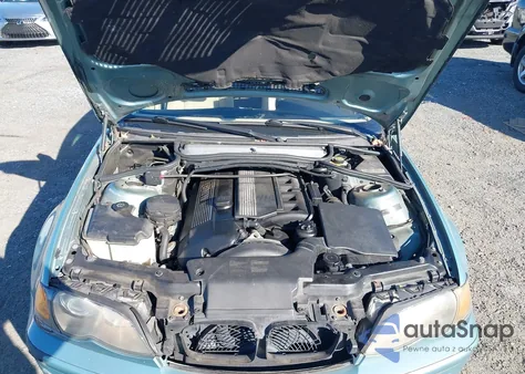 2004 BMW 325Xi from USA, damaged, VIN WBAEU33424PR06025